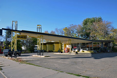 Gas Station- Phillips 66 Batwing