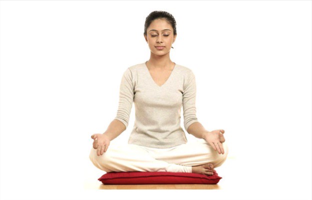बेसिक सुझाव जो हमेशा ध्यान में रखने चाहिए योग करने के लिए - Basic Tips for Yoga in Hindi
