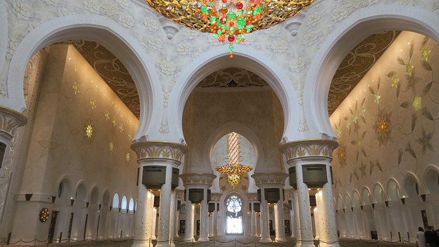 sheikh zayed mosque musallah area