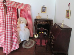 Gracie's bedroom...a BJD diorama