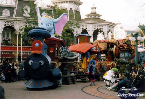 Dumbo's train
