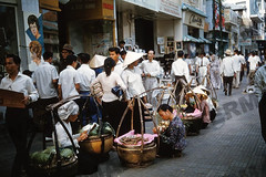 Vỉa hè LÊ LỢI, Saigon năm xưa