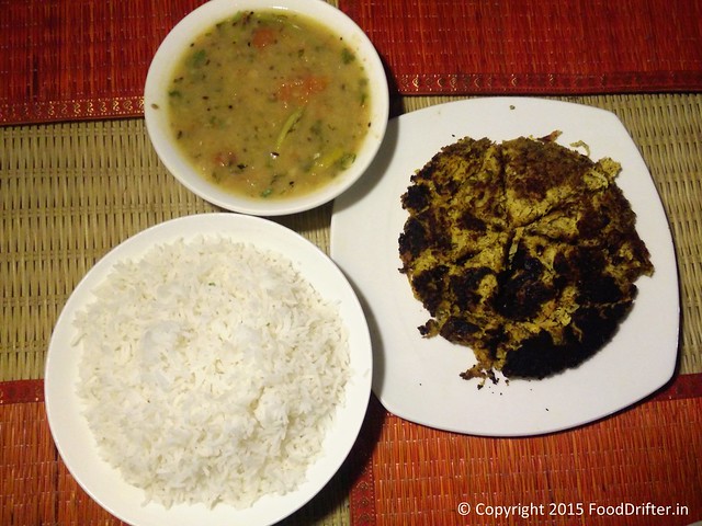 Mashoor Dal, Mulor Paturi and Rice