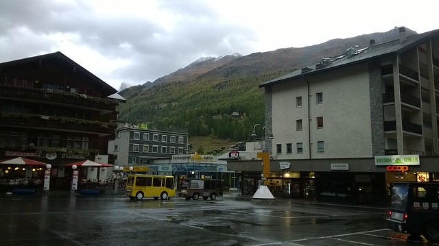 Morning in Zermatt outside Bahnhaus