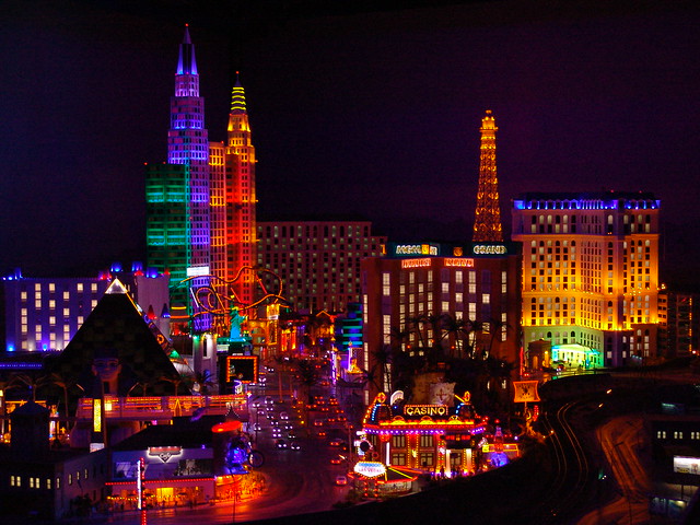 Las Vegas at night | Flickr - Photo Sharing!