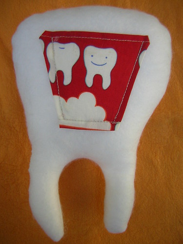 tooth fairy pillow back pocket