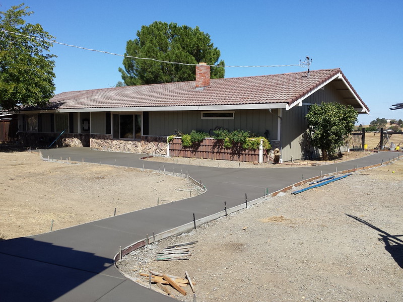 New Walkways And Front Yard Patio For Country Home In Vacaville