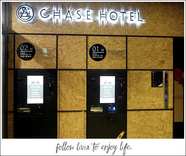 1213-CHASE Walker Hotel (5)