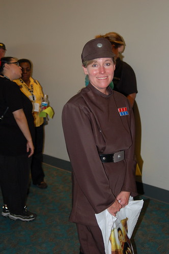 Comic Con 2006: Officer