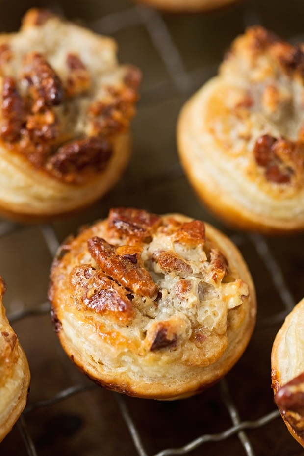 Easy Pecan Pie Bites - made with puff pastry and simple ingredients, this is the perfect dessert for any party! #pecanpie #pecanpiebites #puffpastry | Littlespicejar.com