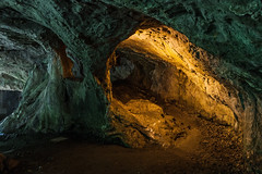 Interiores y Cuevas