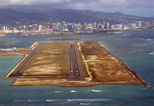 Honolulu, HNL runway 8R