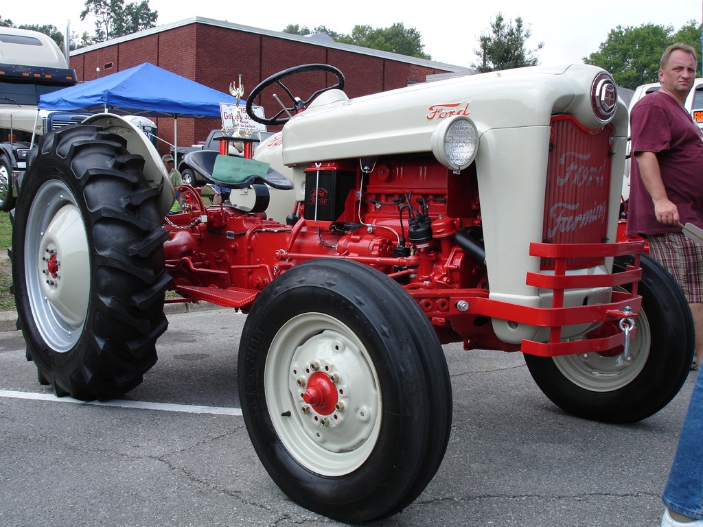 Antique ford farm tractors #4