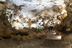 Hang Sung Sot Höhle