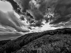 ciel d'orage sur collines de Massane