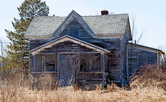 Abandoned Buildings and Homesteads