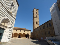 Piazza San Giovanni, Volterra