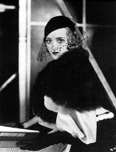 Bette Davis - Photo Actress