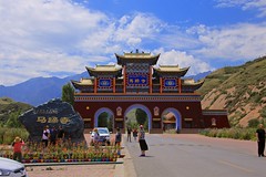 Mati Temple (馬蹄寺), Gansu