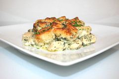 Chicken Alfredo Bubble Up with garlic & spinach / Hähnchen Alfredo Bubble Up mit Knoblauch & Spinat