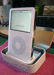 Altoids iPod dock
