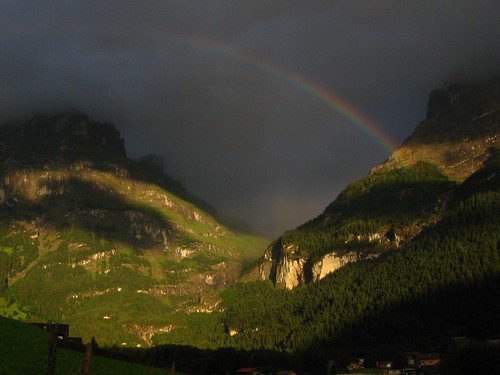 light sunset mountains schweiz switzerland rainbow grindelwald berner bernese oberland