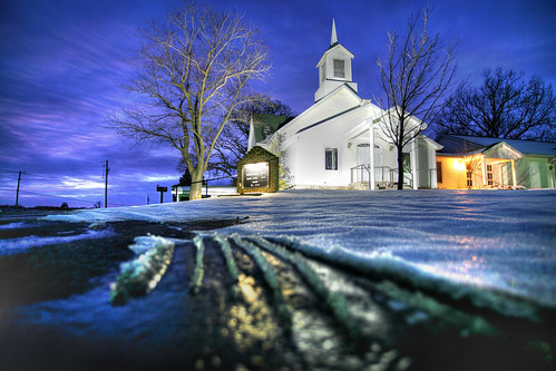 sunset snow tree ice church architecture night lights january tracks missouri callawaycounty nocturne 2007 gloaming centralchristianchurch 10thavenue supershot notley ruralphotography impressedbeauty notleyhawkins missouriphotography httpwwwnotleyhawkinscom notleyhawkinsphotography
