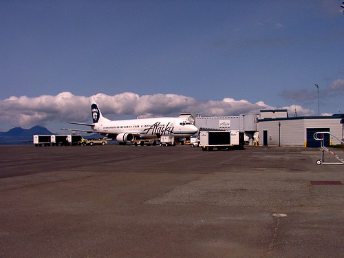 blue sky alaska clouds airplane geotagged airport ramp terminal apron sitka boeing mapprinclude 737 alaskaairlines b737 baggagecart cruisair geo:lat=57050768 geo:lon=135363579