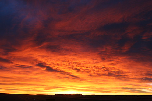 morning red orange cloud sun clouds sunrise catchycolors dawn colorado scenic coloradosprings coloradospringsairport