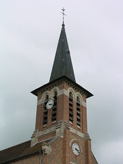 église (NEUILLY-LE-REAL,FR03)