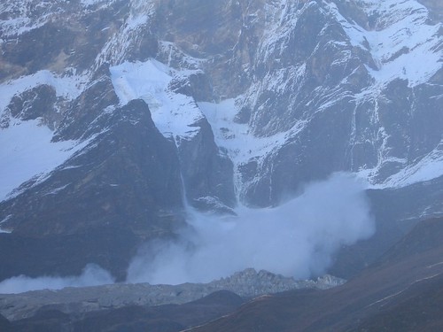 nepal trekking geotagged hiking helen himalaya avalanche canonpowershota520 dhaulagiri dhaulagiricircuit geolat28693599 geolon83441248