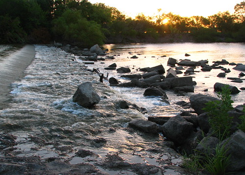 sunset water river rocks texas nuecesriver labontepark nuecesriverpark