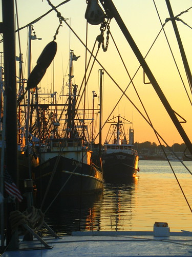 color digital sunrise boat photo fishing ship massachusetts a620 newbedford