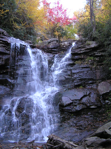 autumn fall waterfall fallcolors jimthorpe