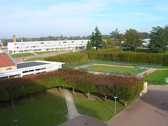 lycée (YZEURE,FR03)