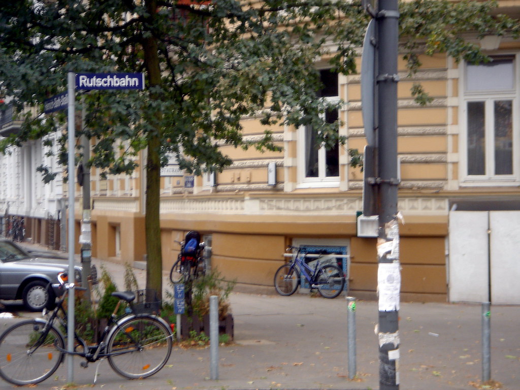 Straatnamen in Hamburg | foto peter praschl
