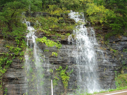 nature waterfall tennessee