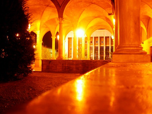 longexposure italy orange night italia 2006 chiesa tribunale tribunal chiostro arancione forlì abbazia piazzaxxsettembre sanmercuriale piazzasaffi
