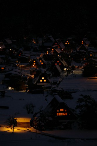 house snow japan night twilight view gifu shirakawago worldheritage hida shirakawa gassho kayabuki 世界遺産 合掌造 da50200mm 白川郷 茅葺 古民家