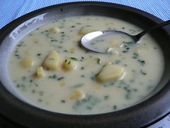 Potatoe, Cheddar & Chive Soup