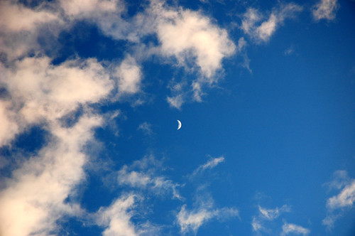 blue sky moon clouds nikond70s phuzzy396