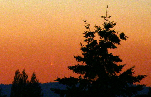 sunset oregon portland pdx comet gabrielpark mcnaught