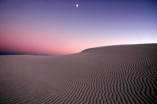sunset moon newmexico topv2222 geotagged sand pattern purple savedbythedeletemegroup whitesands dune ripples nm topf100 topi whitesandsnationalmonument blm1 eternallands capitali geo:lat=32792805 geo:lon=106253543 ianschlueter nikonstunninggallery