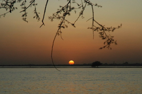 sunset white sudan nile khartoum omdurman manaf azani