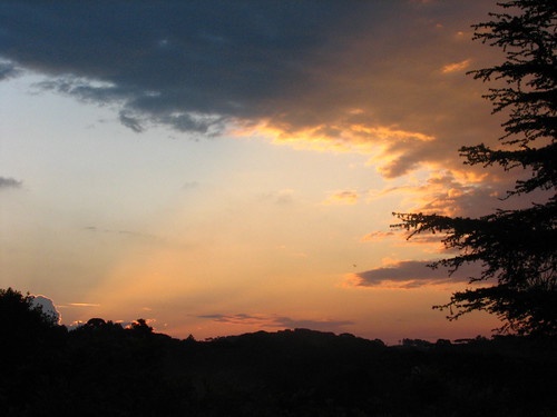 city sunset pordosol cidade brazil sky cloud sun sol home brasil canon landscape paisagem powershot s2is nuvem ceu emcasa peregrino claudiorieper