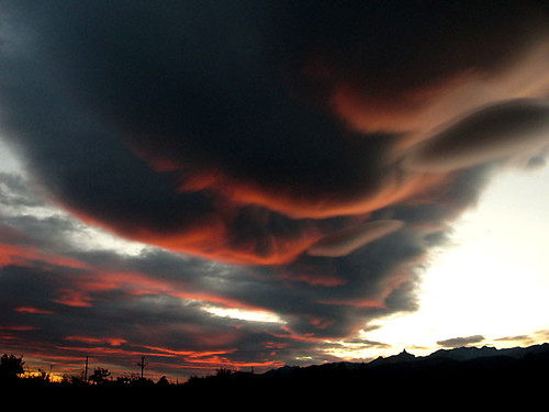 sunset españa clouds spain tortosa montes lenticularclouds 100vistas specnature mammatuts
