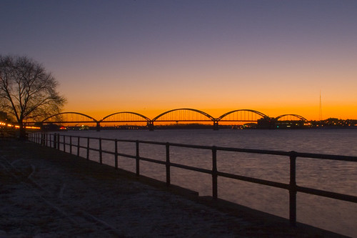 bridge sunrise davenportiowa