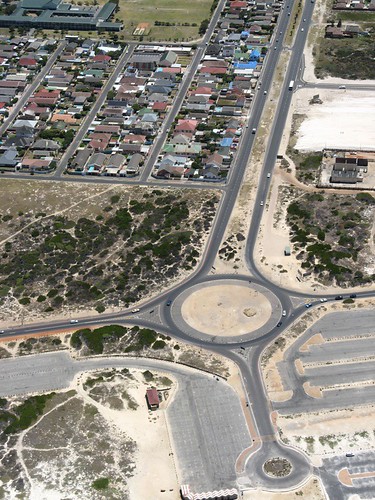 africa southafrica roundabout capetown cape westerncape muizenberg trafficcircle sunrisecircle