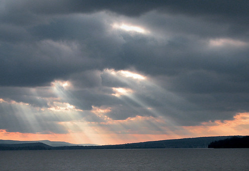 sunset clouds geotagged arkansas rays sunbeams crepuscularrays lakedardanelle zormsk shieldofexcellence tlmccormick