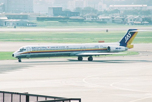 JAL MD-81 (JA8296) @ ITM/RJOO